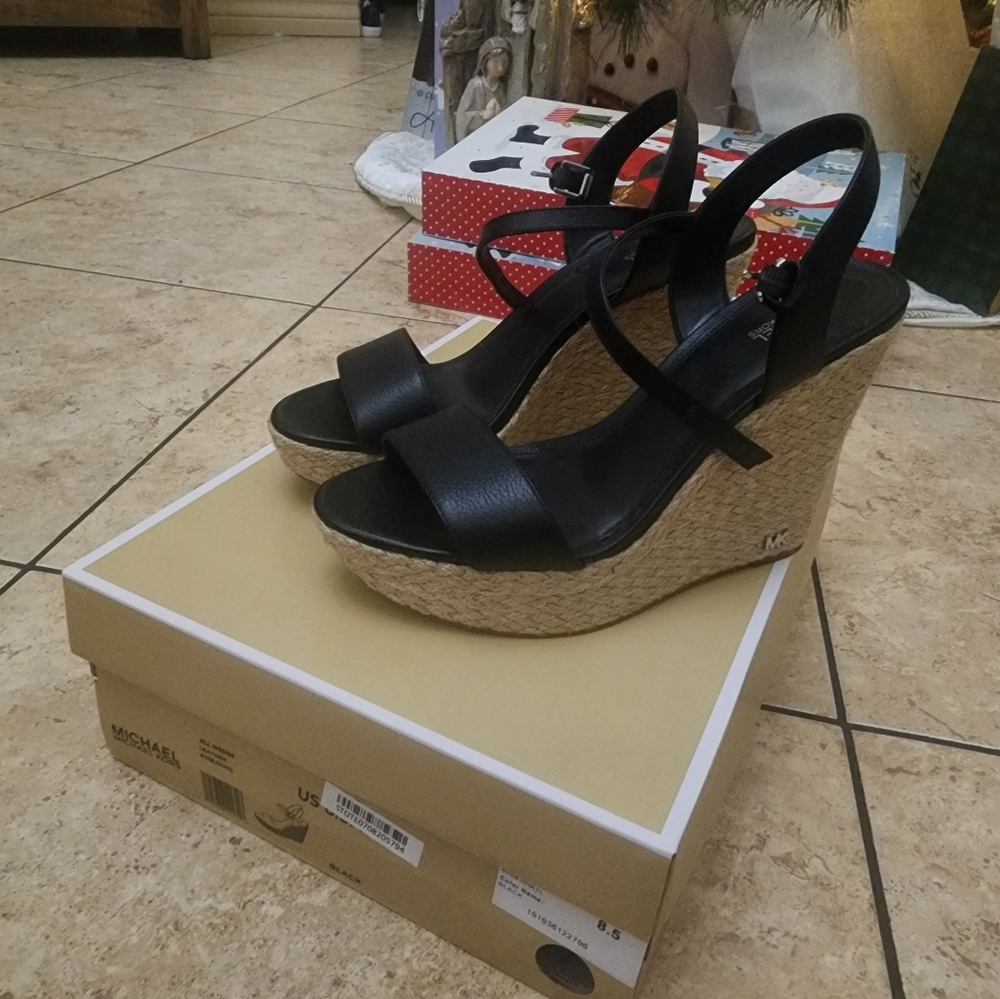 Mk wedges